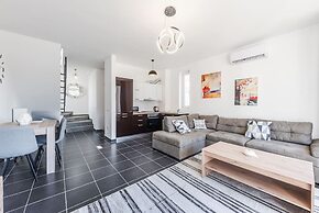 Coastal Haven Talea in Tale