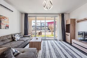 Coastal Haven Talea in Tale