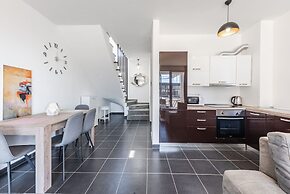 Coastal Haven Talea in Tale