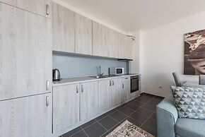 Serene Haven Talea in Tale