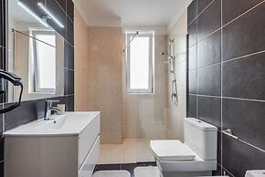 Blue Haven Talea in Tale