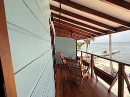 Bocas Beachfront Lodge