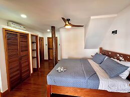 Bocas Beachfront Lodge