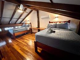 Bocas Beachfront Lodge