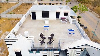 Paradise Point Resort