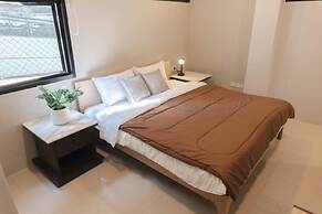 BnB98 Silom Hotel