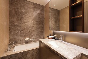 KVG Luxstay The Marq Ho Chi Minh Center