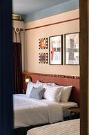 Blu Dock Restel Bangkok