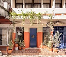 Blu Dock Restel Bangkok