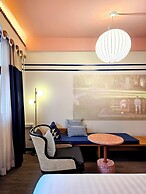 Blu Dock Restel Bangkok