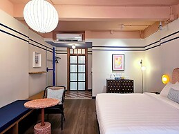 Blu Dock Restel Bangkok