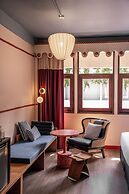 Blu Dock Restel Bangkok