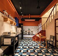 Blu Dock Restel Bangkok