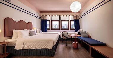 Blu Dock Restel Bangkok