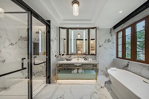 CHONGQING MANQUE MANSION