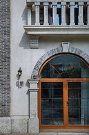 CHONGQING MANQUE MANSION