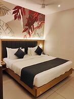 HOTEL TAMIZH GRAND