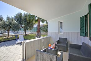 Stella Marina Residence