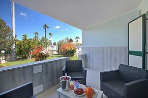 Stella Marina Residence