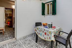 Stella Marina Residence