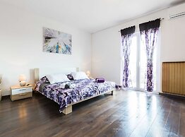 Spacious Zadar Apartments Near Beach