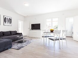 Spacious Zadar Apartments Near Beach