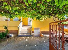 Spacious Zadar Apartments Near Beach