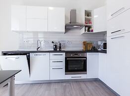 Spacious Zadar Apartments Near Beach