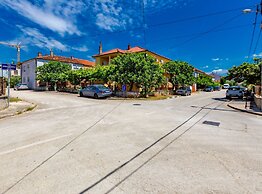 Spacious Zadar Apartments Near Beach