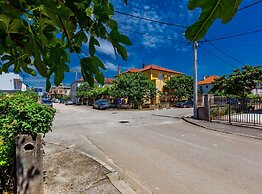 Spacious Zadar Apartments Near Beach