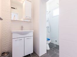 Spacious Zadar Apartments Near Beach