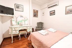 The Writer's House-Liston Corfu