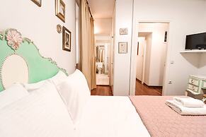 The Writer's House-Liston Corfu