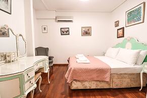 The Writer's House-Liston Corfu