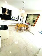 Diamond Suite Star Hill Apartment