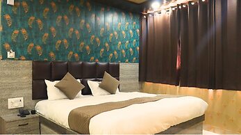 GANGA RIVERFRONT ROOMS AND BANQUET