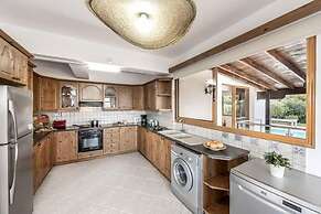 Villa Argaka Heights