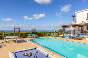 Villa Argaka Heights