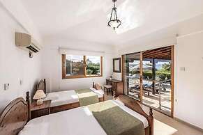 Villa Argaka Heights