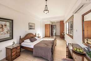 Villa Argaka Heights