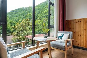 Tonglu You Jian Shui Zhi Lin B&B