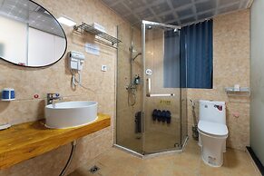 Tonglu You Jian Shui Zhi Lin B&B