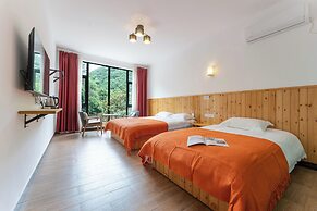 Tonglu You Jian Shui Zhi Lin B&B