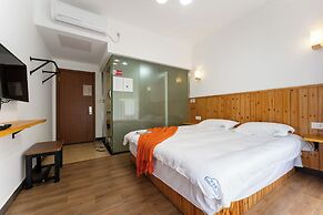 Tonglu You Jian Shui Zhi Lin B&B