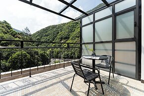 Tonglu You Jian Shui Zhi Lin B&B