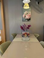 KVG Luxstay TanSonNhat Airport Skycenter