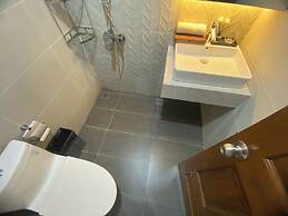 KVG Luxstay TanSonNhat Airport Skycenter