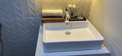 KVG Luxstay TanSonNhat Airport Skycenter