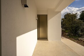 Botanico Villa & Suites