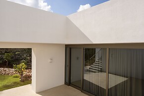 Botanico Villa & Suites